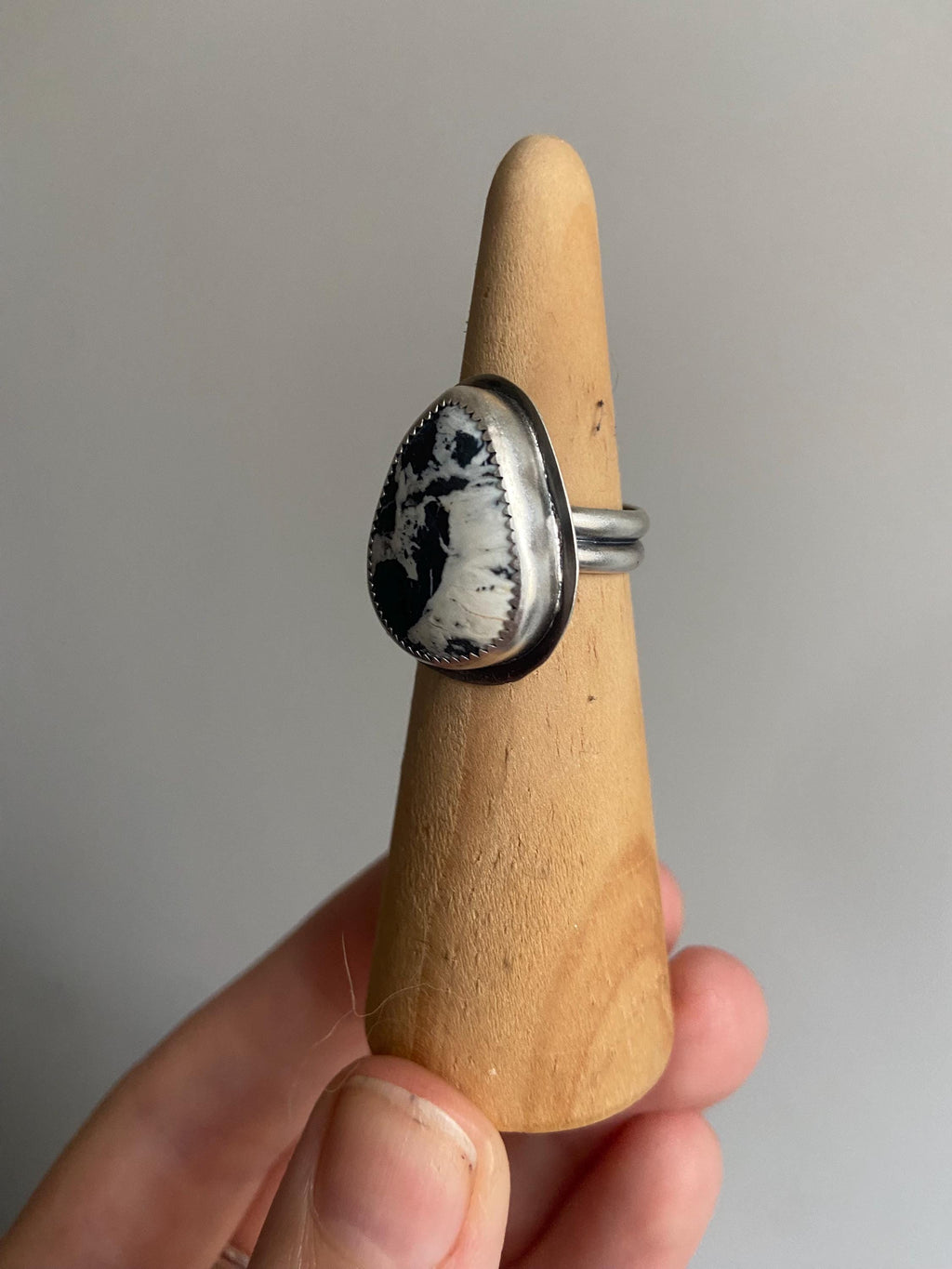 White Buffalo Ring - Size 6.25