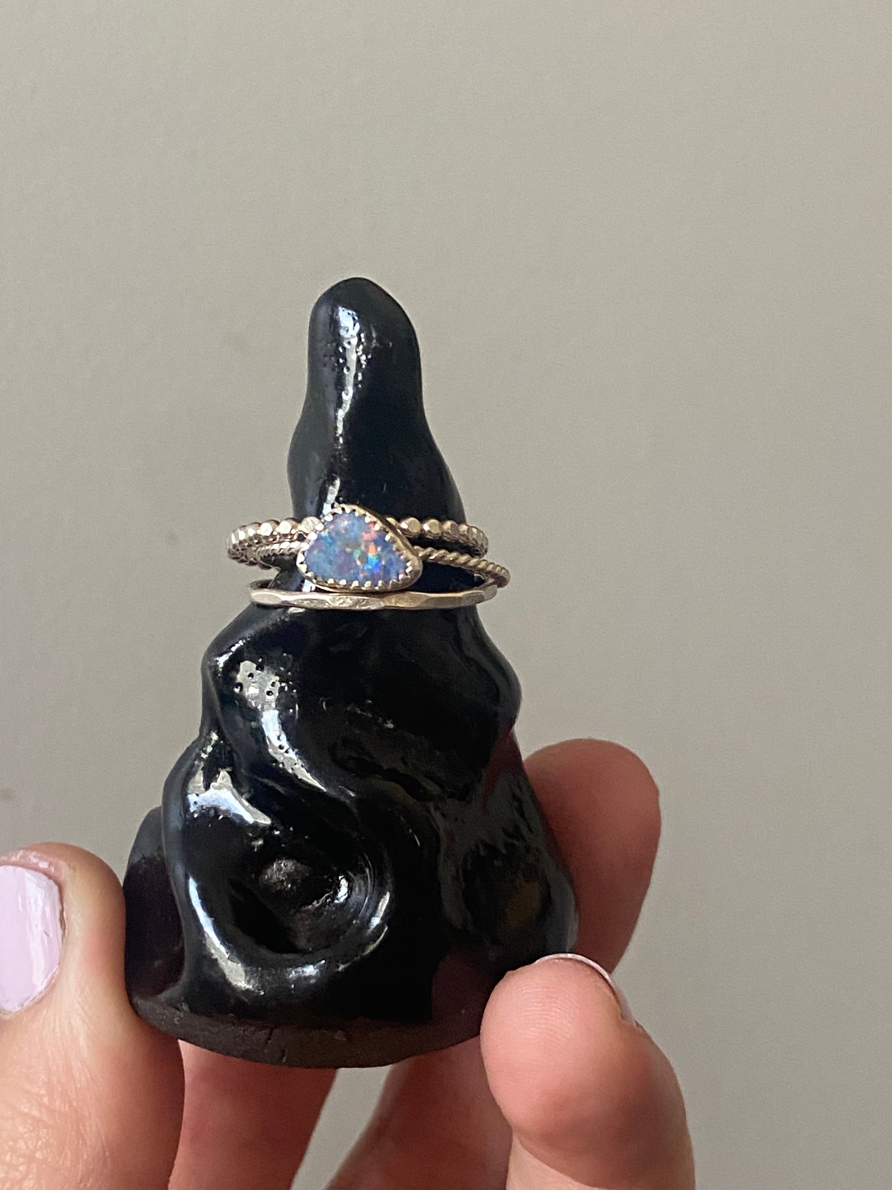 Australian opal size 9