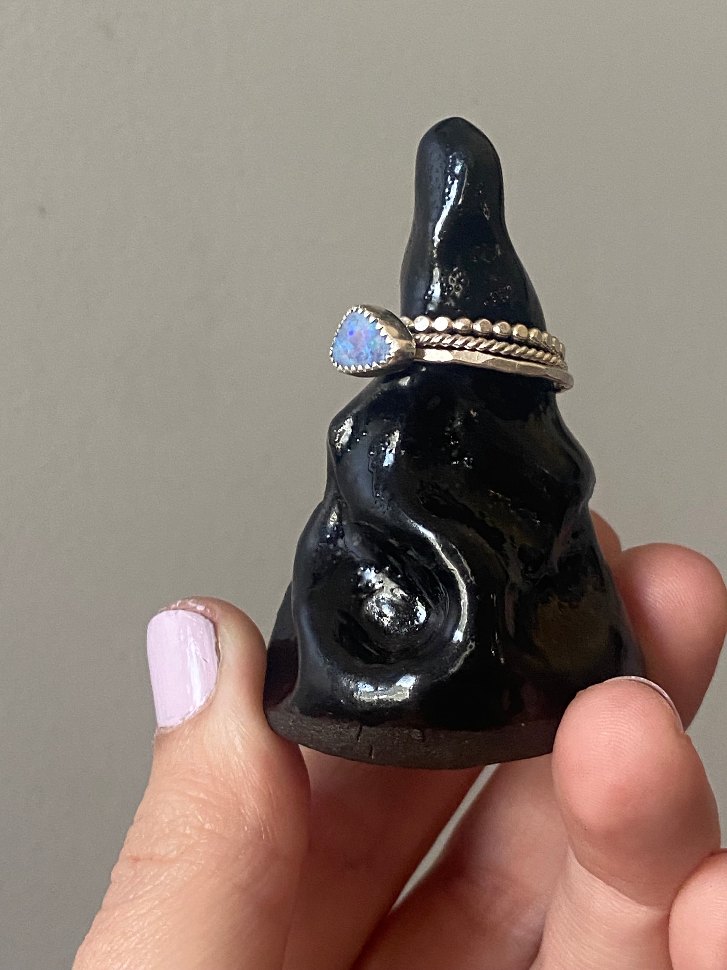 Australian opal size 9