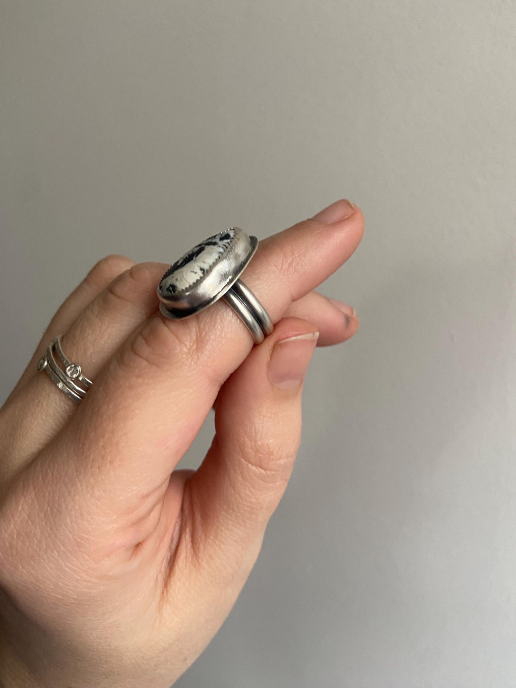 White Buffalo Ring - Size 6.25