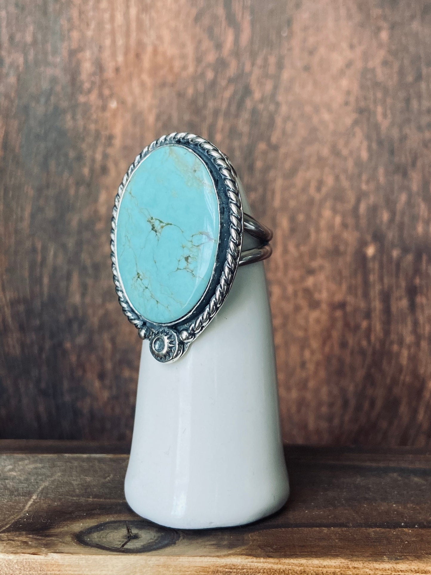 US size 6.25 Kingman turquoise and sterling silver ring with decorative accents/rope boarder/split ring band/ one of a kind/ready to ship